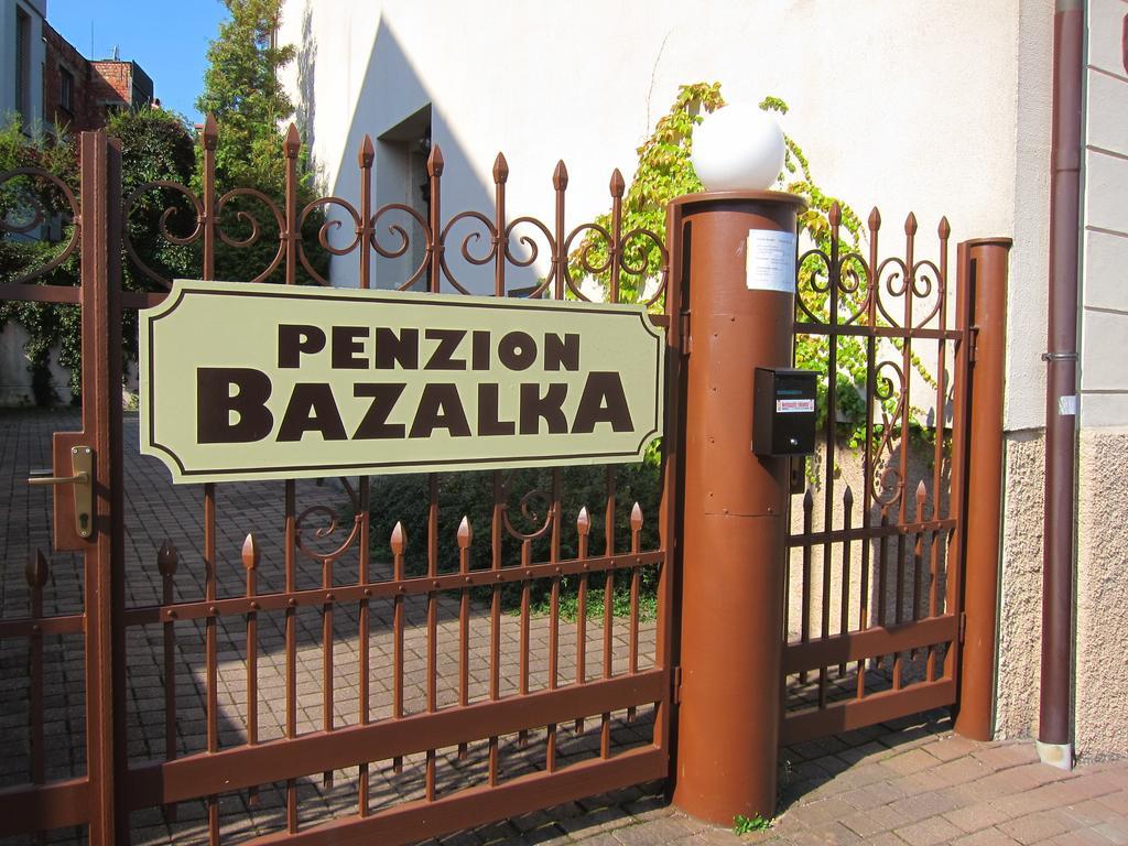 Penzion Bazalka ヤブロネツ・ナド・ニソウ エクステリア 写真